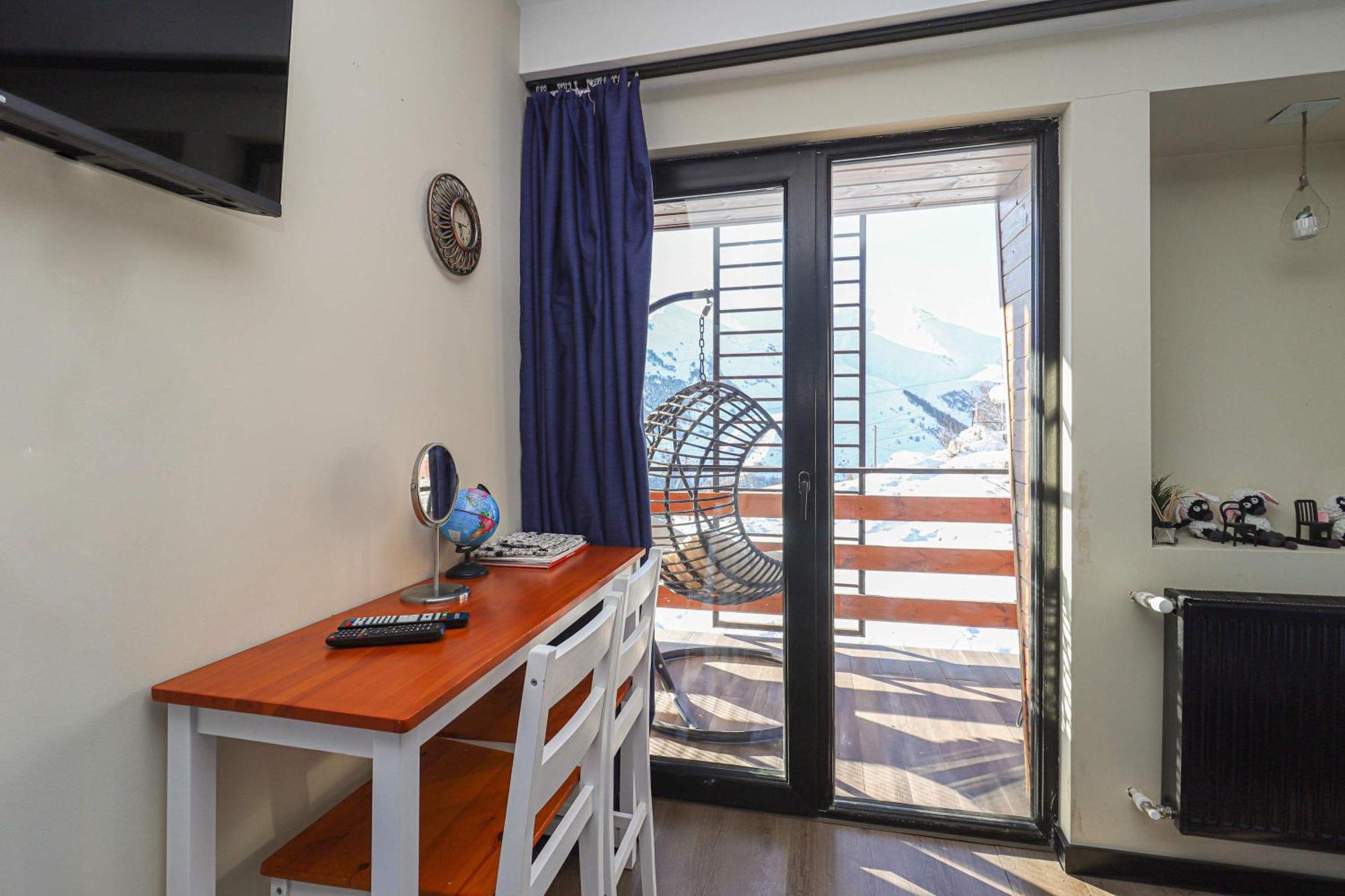 Stylish Studio Apartment With Balcony Gudauri Kültér fotó